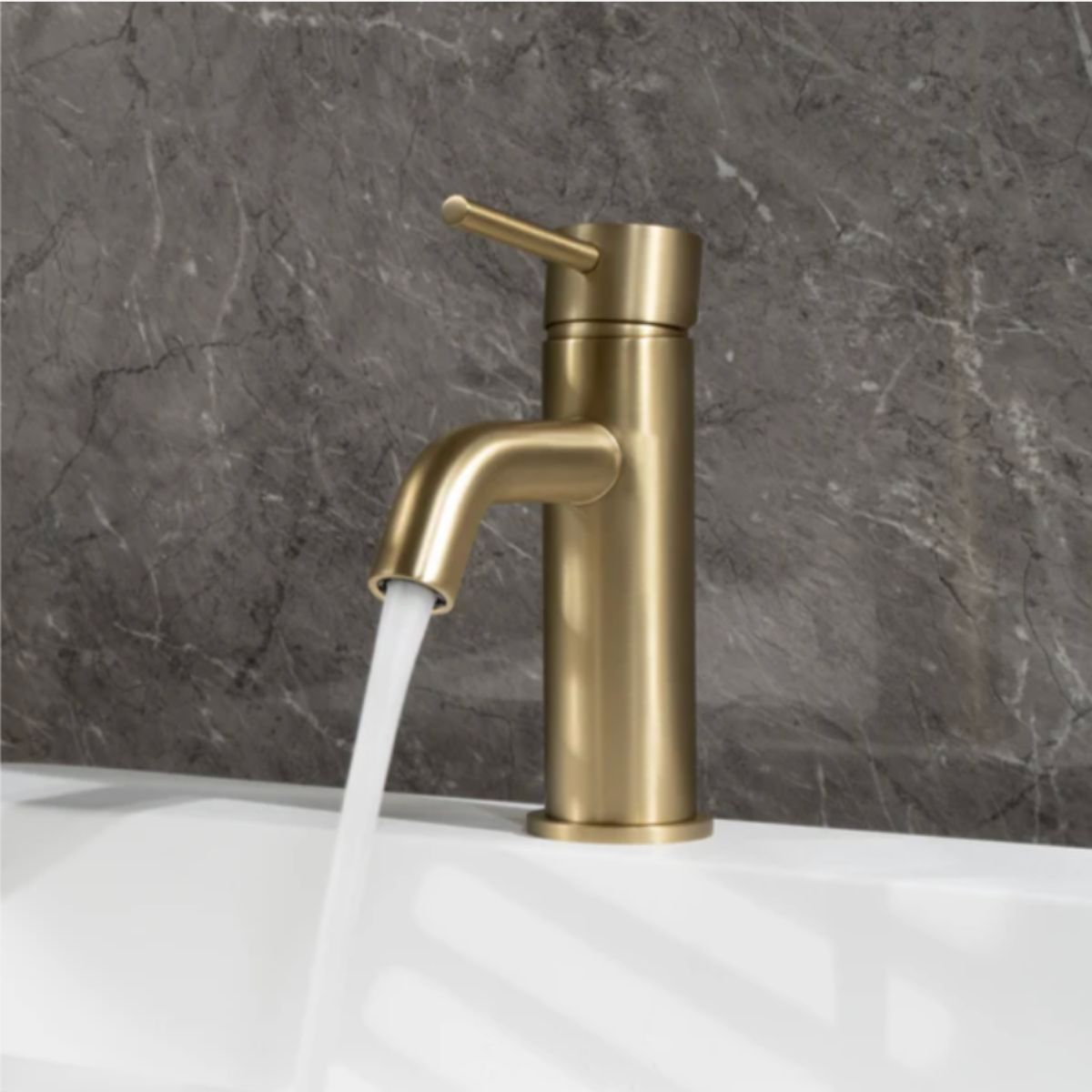 Short Basin Mixer - Brushed Gold