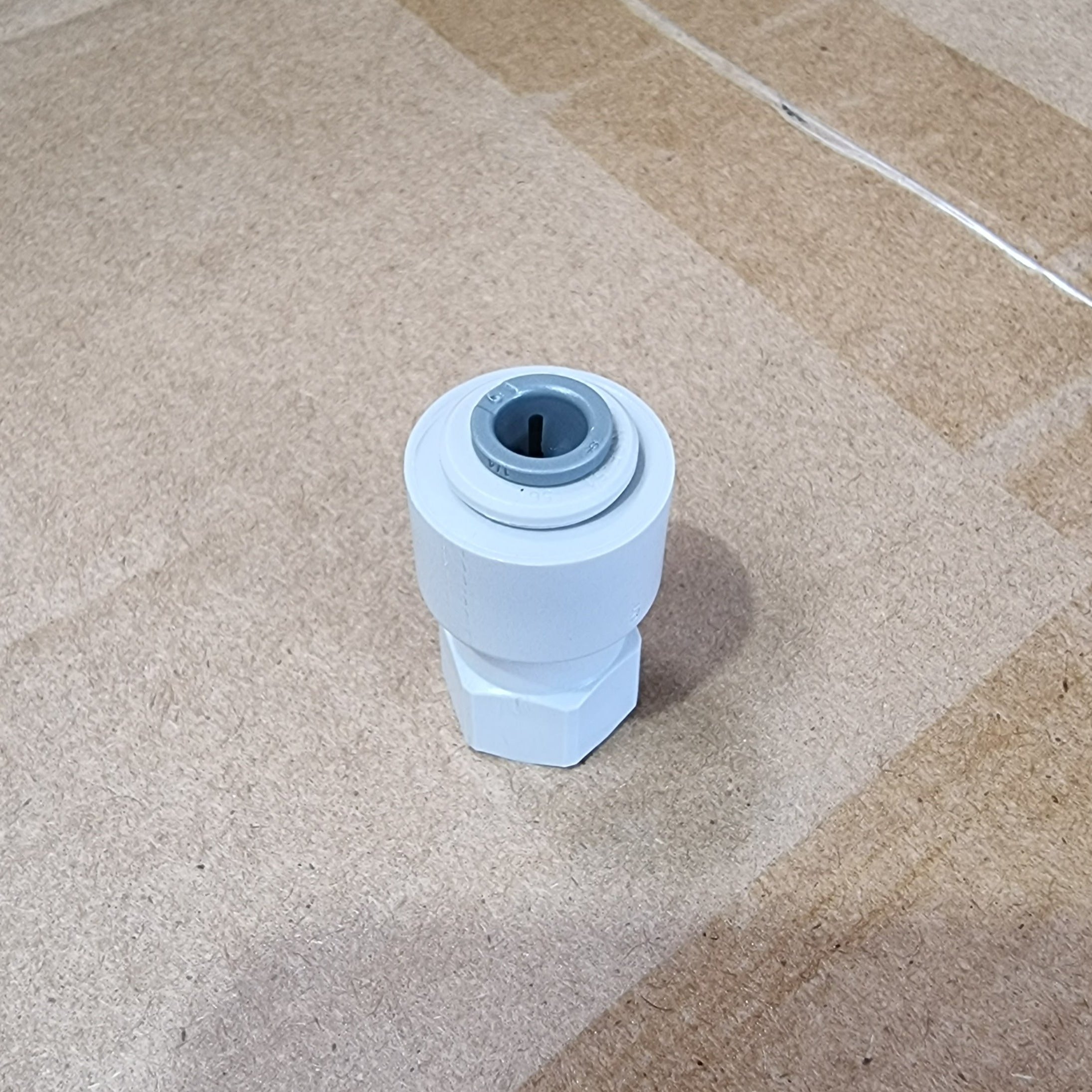 John Guest 1/4" x 7/16" uns Adaptor (Non WM)