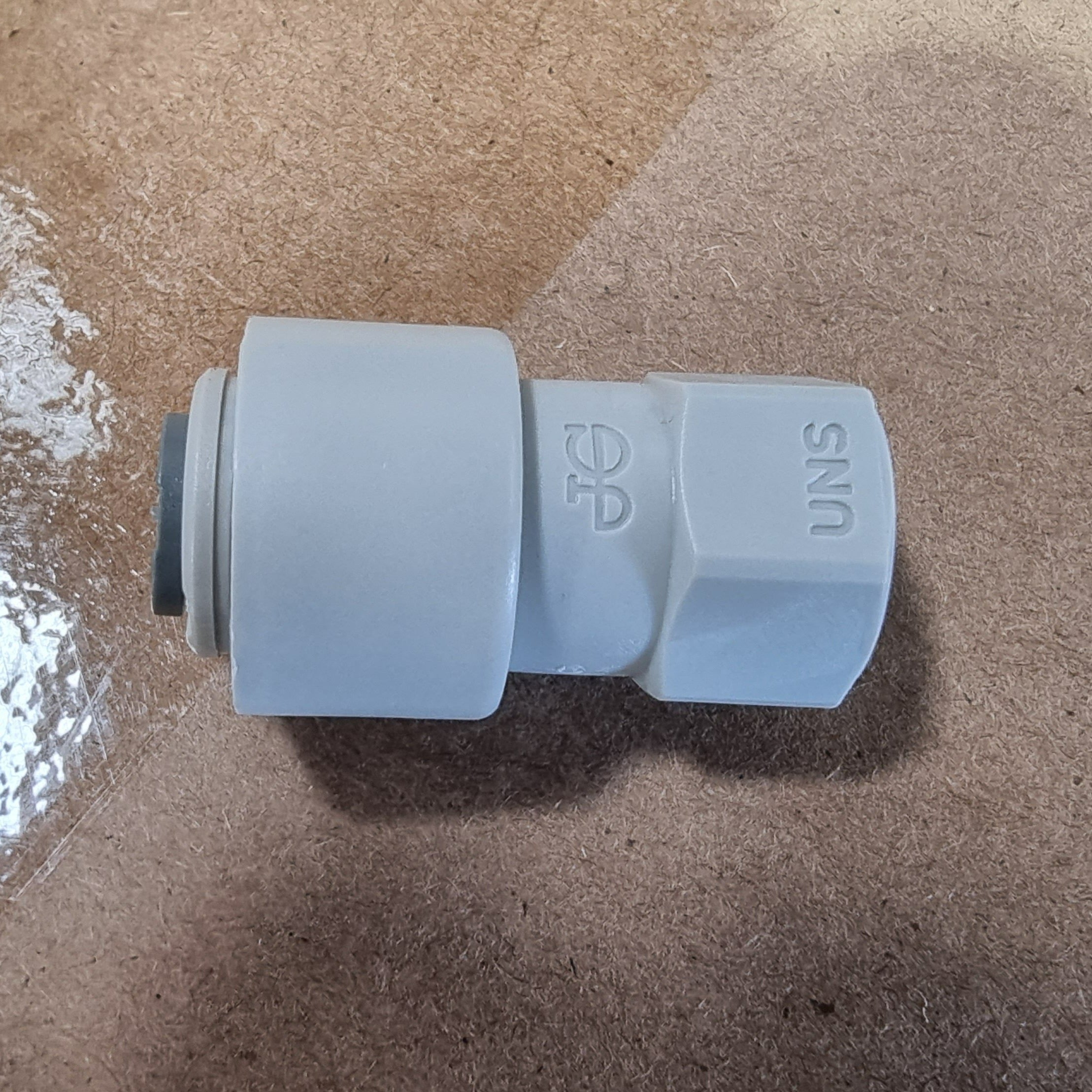 John Guest 1/4" x 7/16" uns Adaptor (Non WM)
