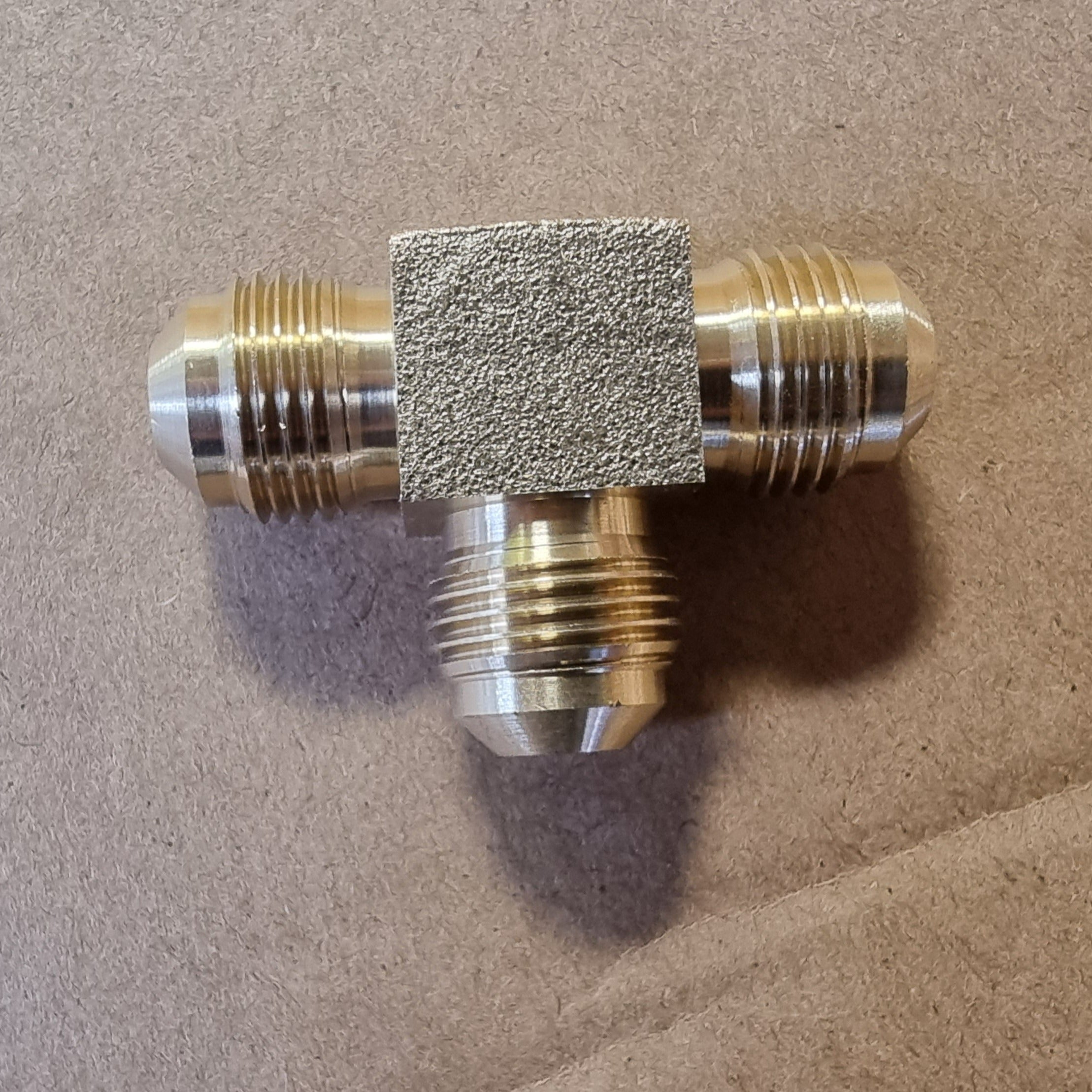3/8" x 3/8" x 3/8" Brass Compression Tee
