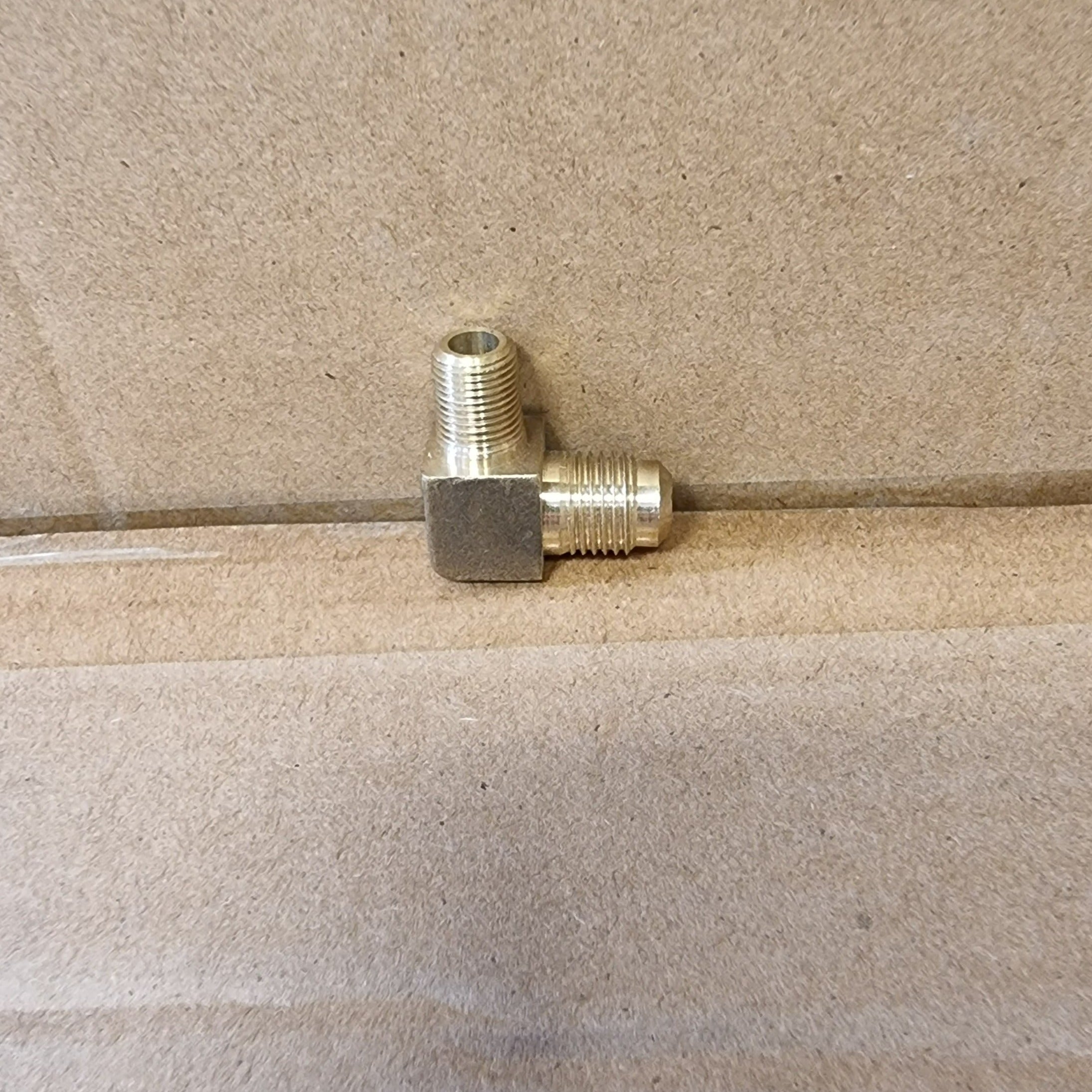5/16" x 1/8" Flare Elbow - Fridge Elbow