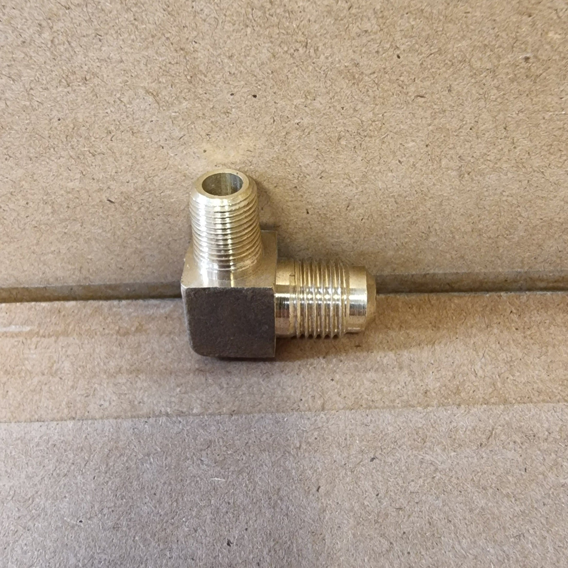 5/16" x 1/8" Flare Elbow - Fridge Elbow