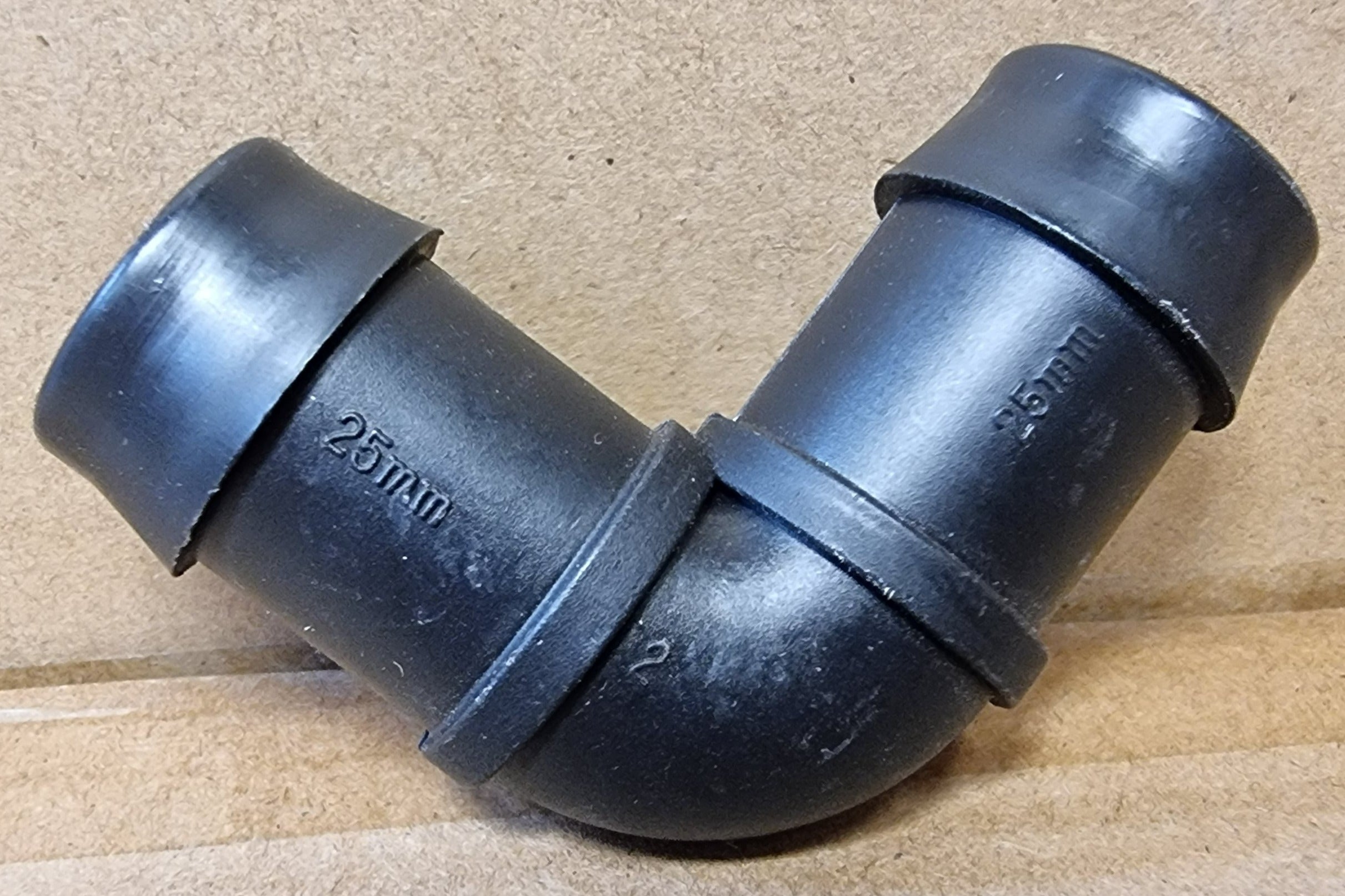 Elbow 25mm Barb Poly | Plenty River