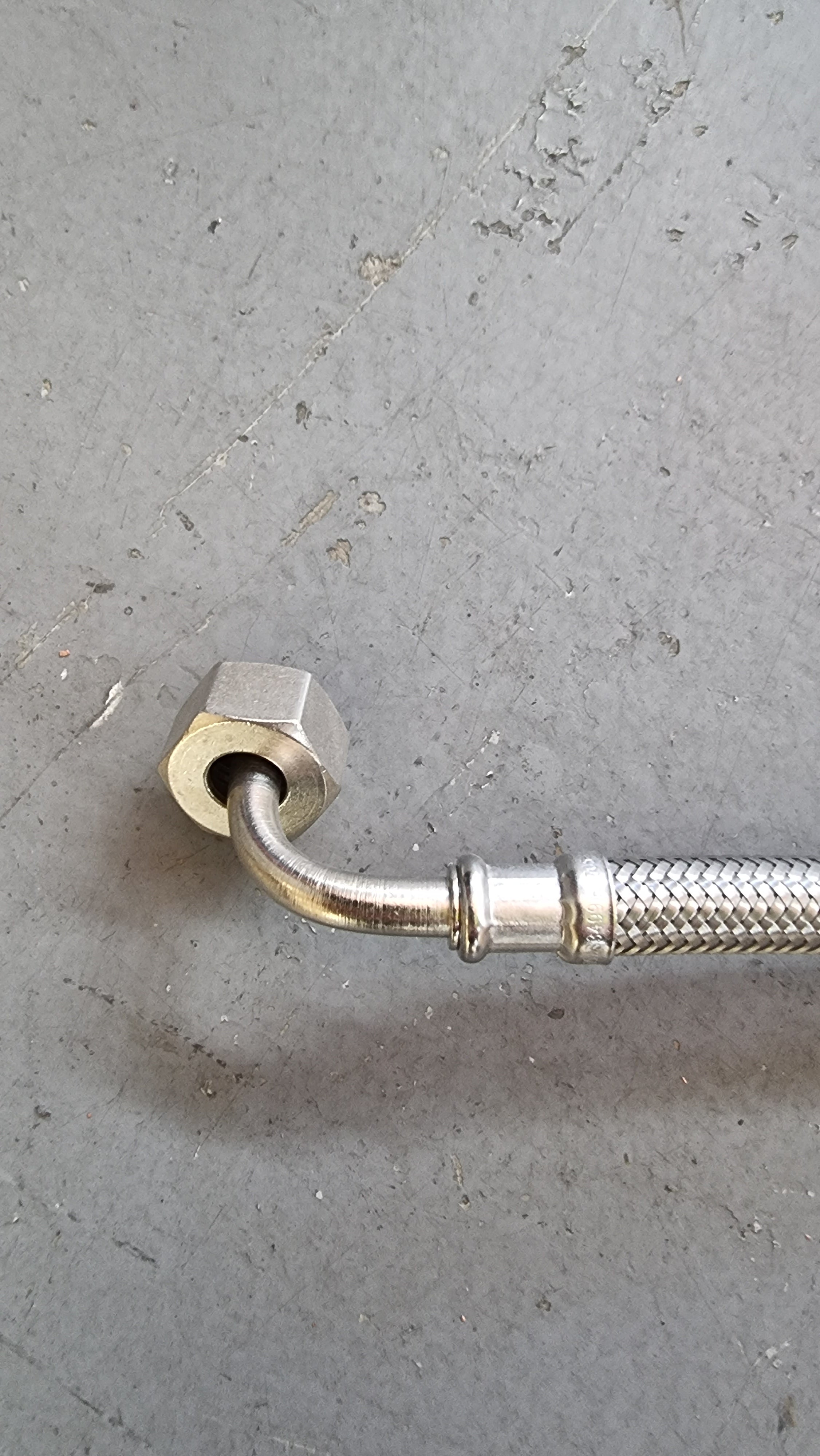 Flexi Hose Water 600mm Elbow
